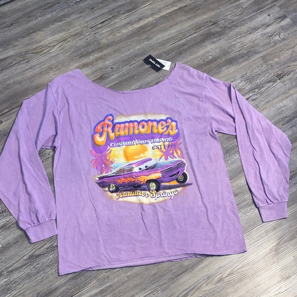 NWT DISNEY HOT TOPIC CARS Ramone’s Radiator Springs Raw Edge Purple Top XL